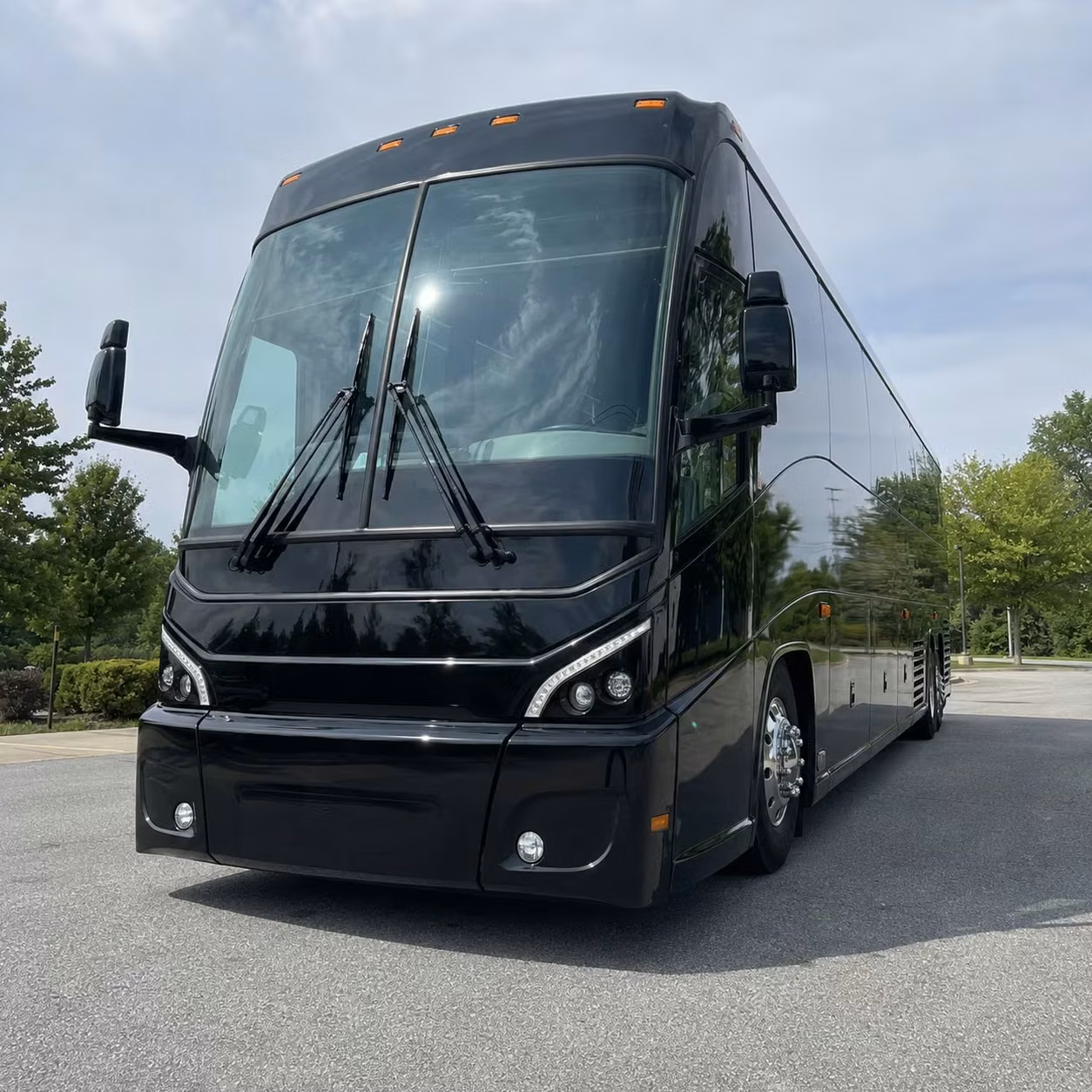 charter buses in boca raton are perfect for large prom groups and school organized rides