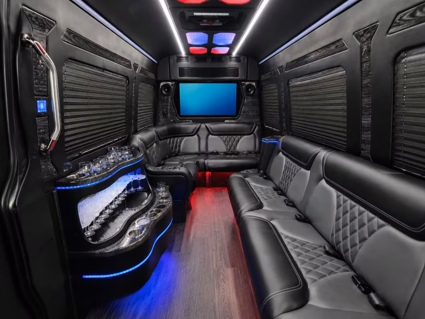 college campus and university field trip transportation in boca raton