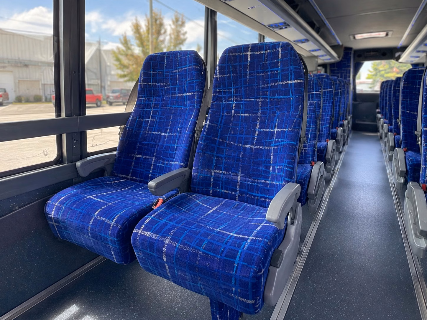 fan bus rentals to miami dolphins and miami heat games from boca raton