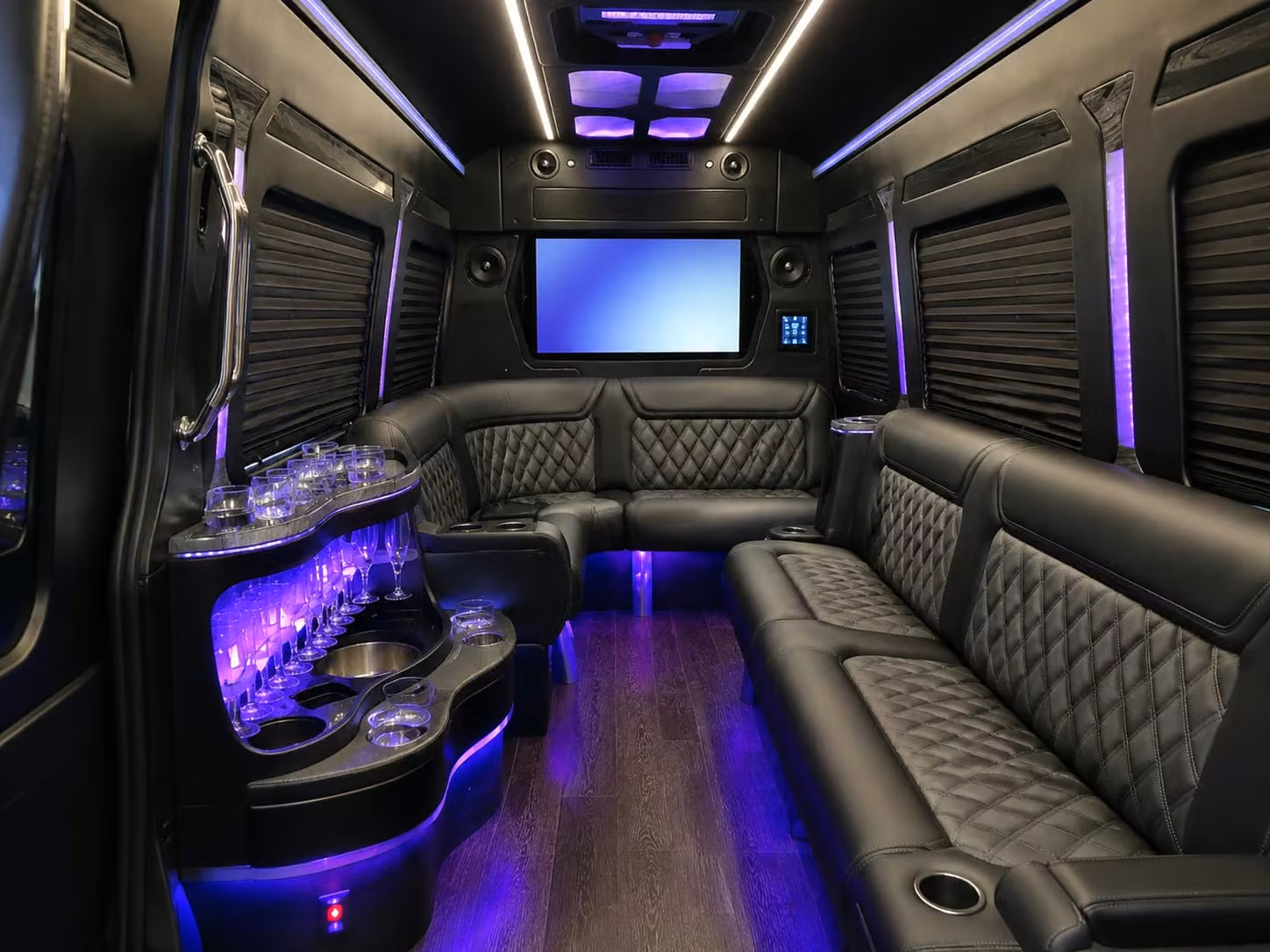 finding group transportation for boca raton prom after parties is just as easy